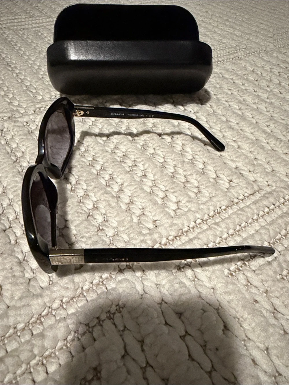 Coach Women's Sunglasses with Branded Case (NEW)